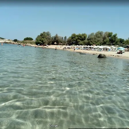Coucounaries Nisis Anidhro